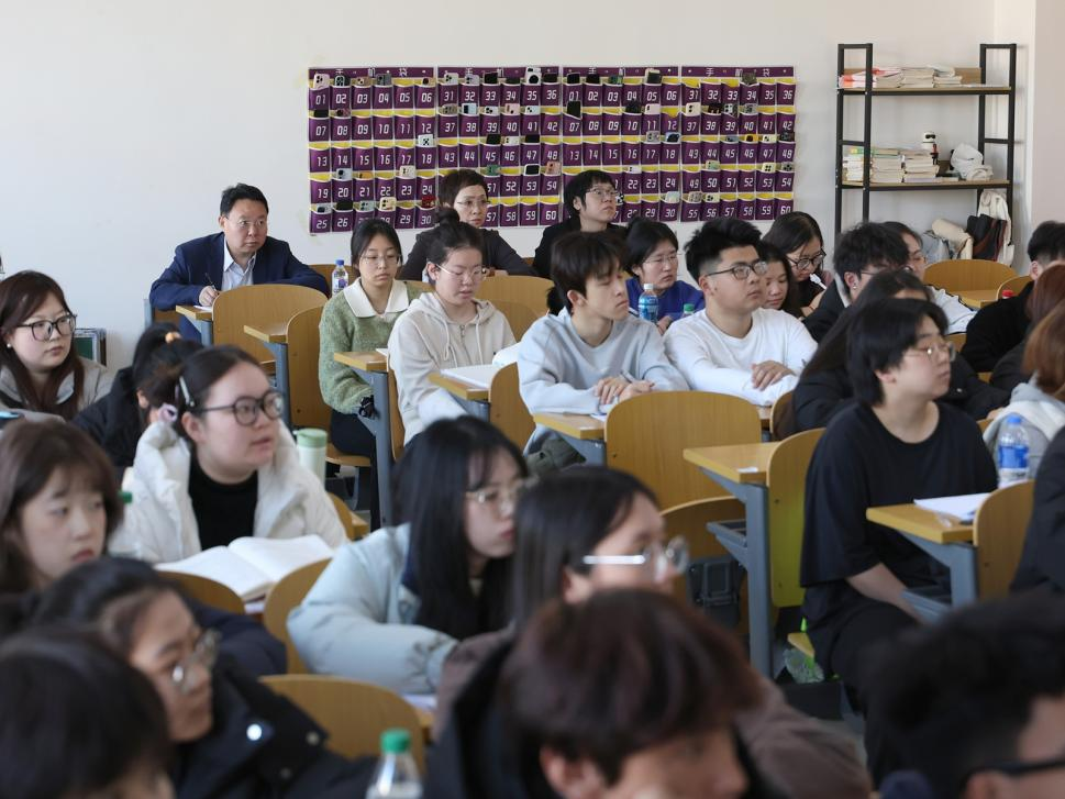 图片2png 图片2png