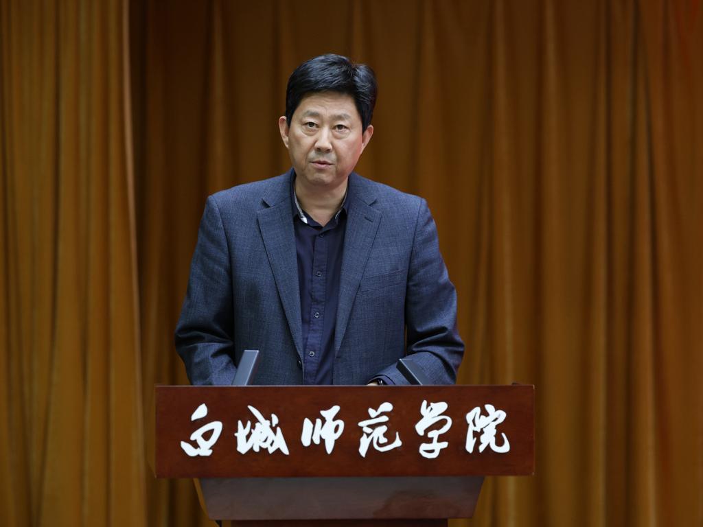 张文东.jpg 张文东.jpg